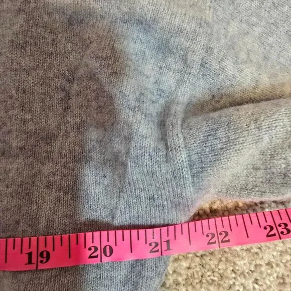 Tahari 100% Cashmere crewneck sweater with pockets - Picture 10 of 11